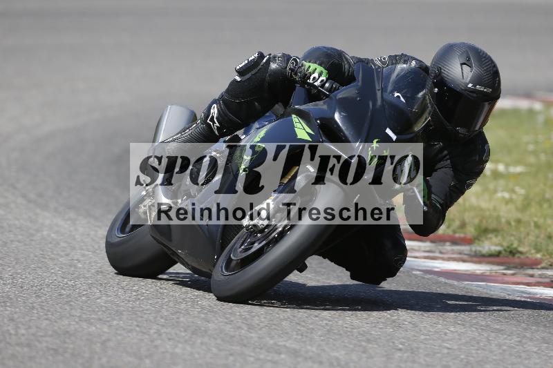 Archiv-2025/05 14.04.2025 Plüss Moto Sport ADR/Freies Fahren/122